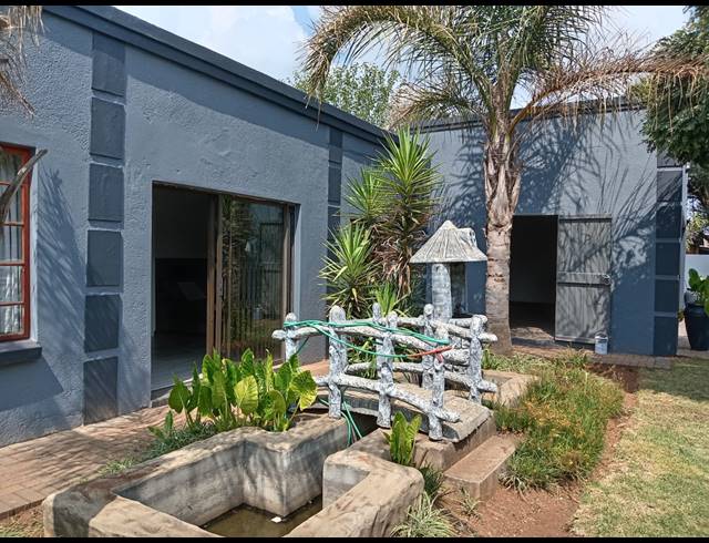 3 BEDROOM HOUSE FOR SALE IN ROTHDENE